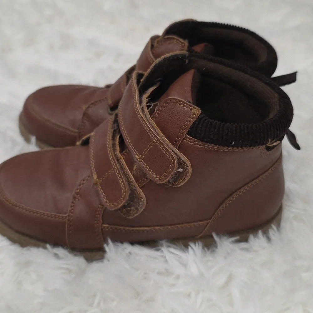 Gymboree Brown Kids Boots with Velcro Straps. Size 13